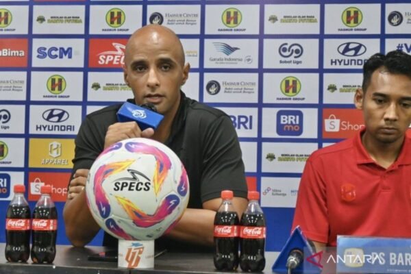 Vitor Beri Motivasi kepada Barito Putera Meski Harapan Bertahan di Liga 1 Semakin Tipis Vitor Beri Motivasi kepada Barito Putera Meski Harapan Bertahan di Liga 1 Semakin Tipis