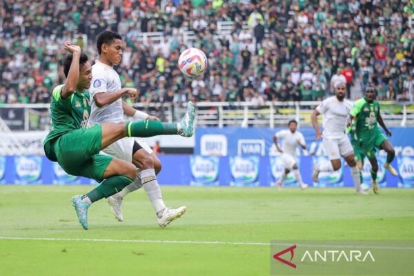 Jadwal Liga 1 Indonesia: Derbi Jatim Siap Digelar, Persib Sambut PSS Jadwal Liga 1 Indonesia: Derbi Jatim Siap Digelar, Persib Sambut PSS