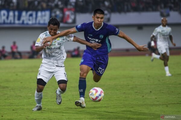 Hodak Puji Performa Tim Persib Meski Tak Berhasil Meraih Kemenangan