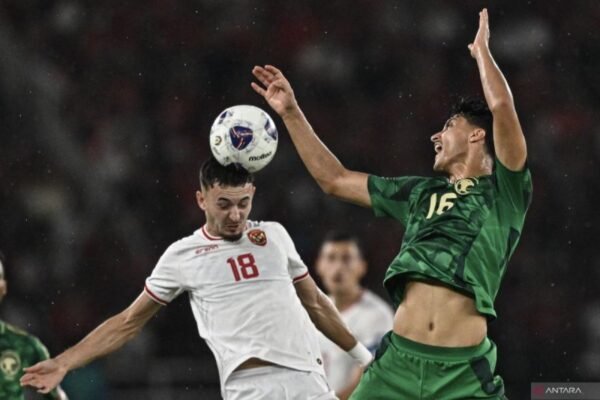 Ivar Jenner, Gelandang Timnas Indonesia, Menembus Tim Utama FC Utrecht Ivar Jenner, Gelandang Timnas Indonesia, Menembus Tim Utama FC Utrecht